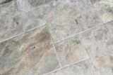 Trawertyn-Silver-Latte-Bebnowany-French-Pattern-12mm-1kpl-0,742m2--Komplet-Rzymski (2).webp